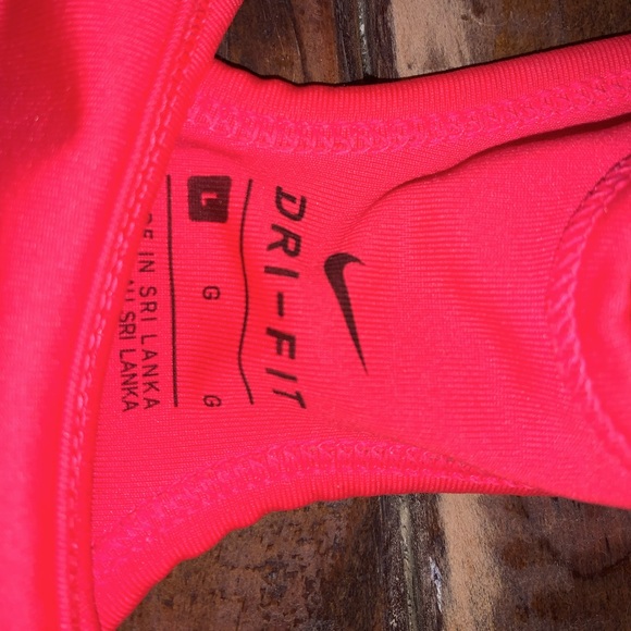 Women’s Nike Bra - Picture 3 of 3